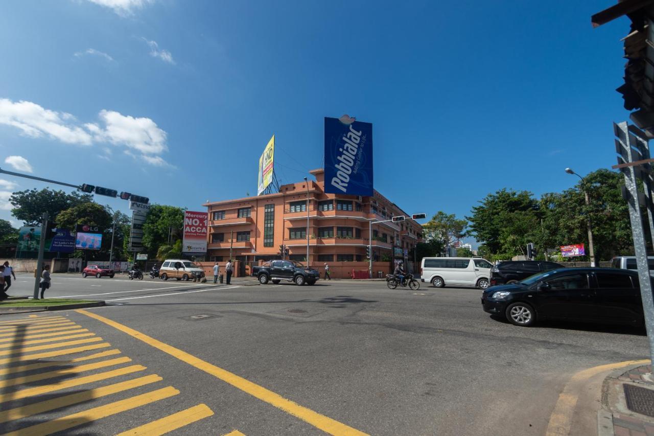 My Story Hostel Коломбо Экстерьер фото