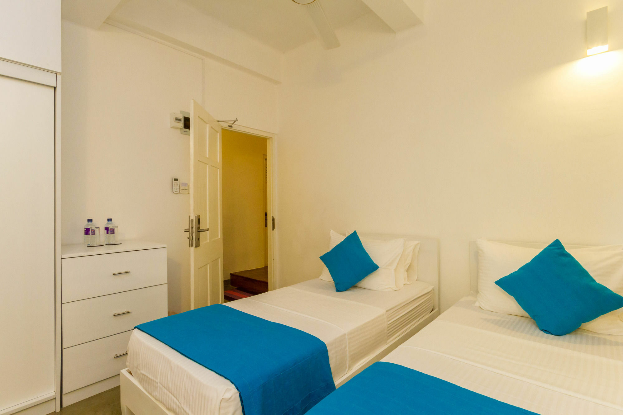 My Story Hostel Коломбо Экстерьер фото