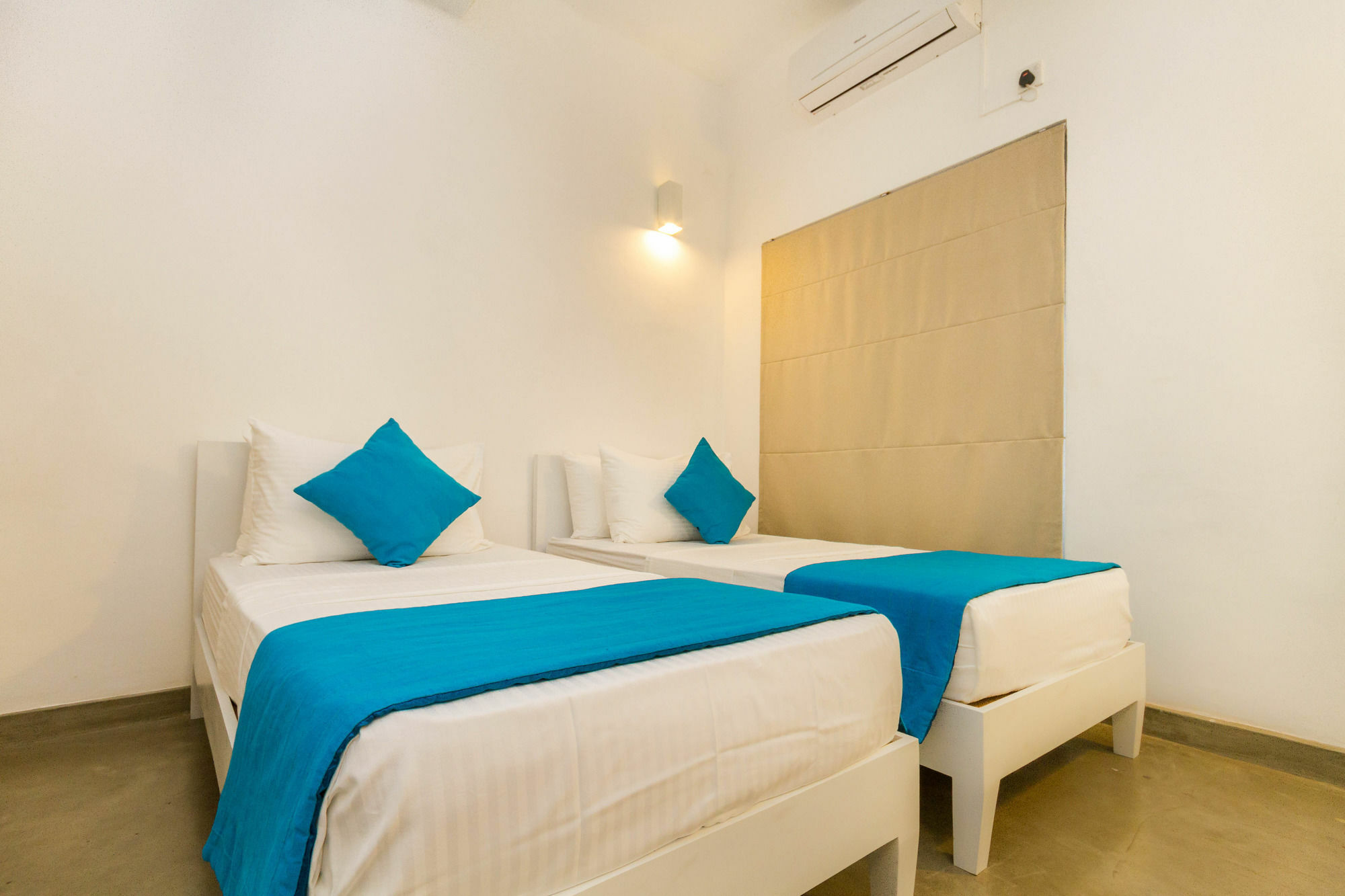 My Story Hostel Коломбо Экстерьер фото