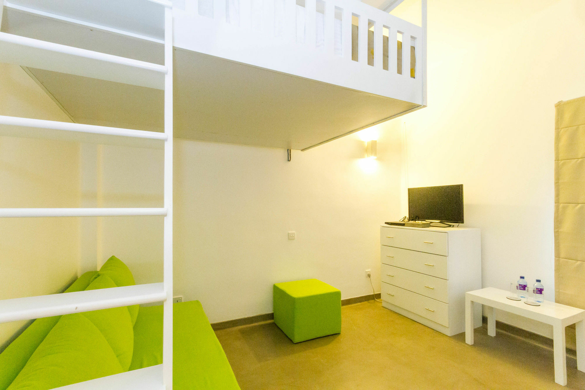 My Story Hostel Коломбо Экстерьер фото